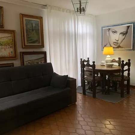 Guest house Enzo's House *