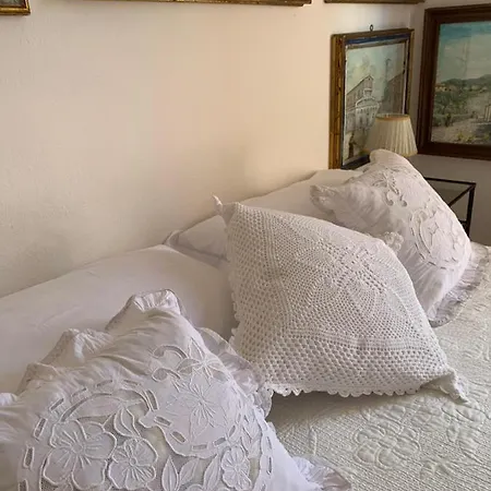 Enzo's House Guest house