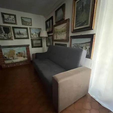 Enzo's House * Lucca
