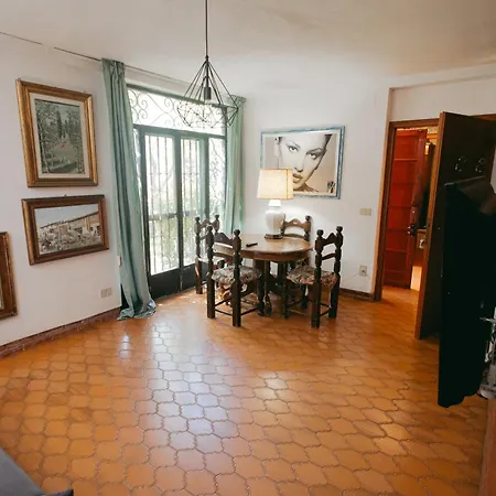 Enzo's House