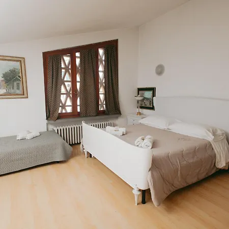 Enzo's House Lucca